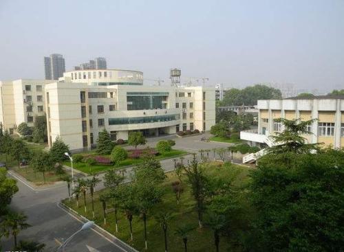 成都新运职业学校 成都新运职业学校