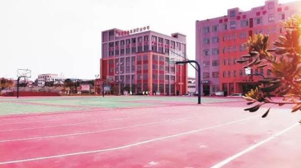 长沙涉外旅游职业中专 长沙涉外旅游职业中专