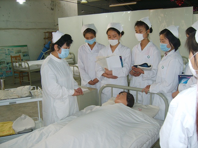 重庆2020年女生学卫校就业好吗 重庆2020年女生学卫校就业好吗